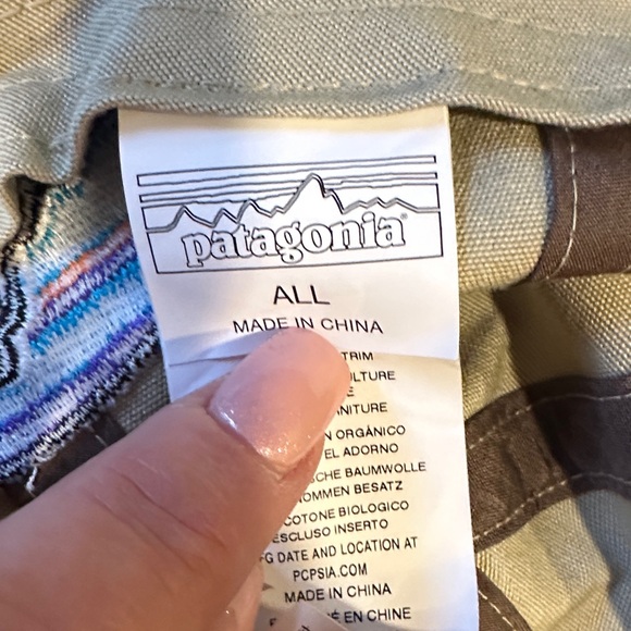 Patagonia Worn Wear Khaki Logo Cap Adjustable 100% Organic Cotton - Picture 3 of 13